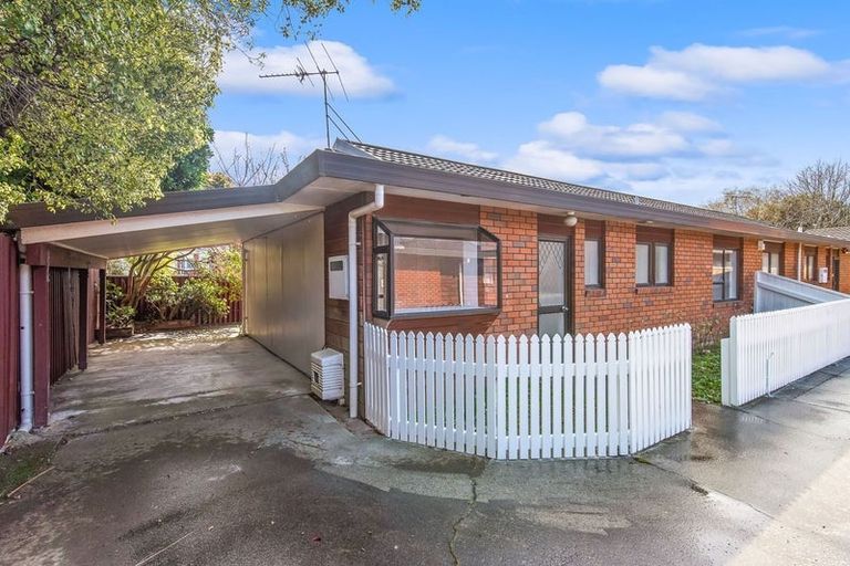 Photo of property in 3/37 Bauchop Road, Waterloo, Lower Hutt, 5011