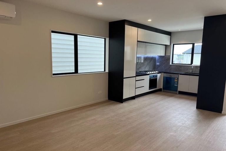 Photo of property in 1b Matakohe Road, Westgate, Auckland, 0814