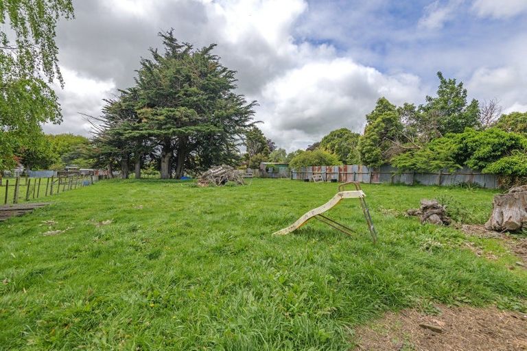 Photo of property in 176 Bridge Street, Bulls, 4818