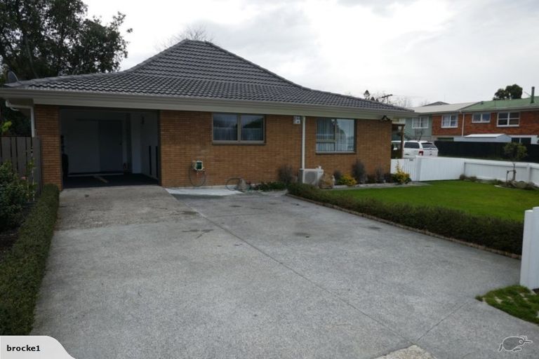 Photo of property in 1/2 Taonui Street, Rosehill, Papakura, 2113
