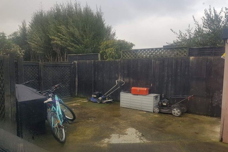 Photo of property in 55 Lowry Avenue, Redwood, Christchurch, 8051
