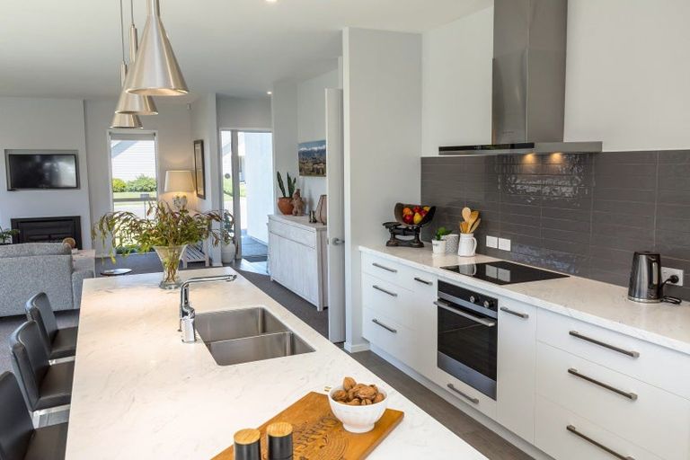 Photo of property in 13 Plains Avenue, Masterton, 5810