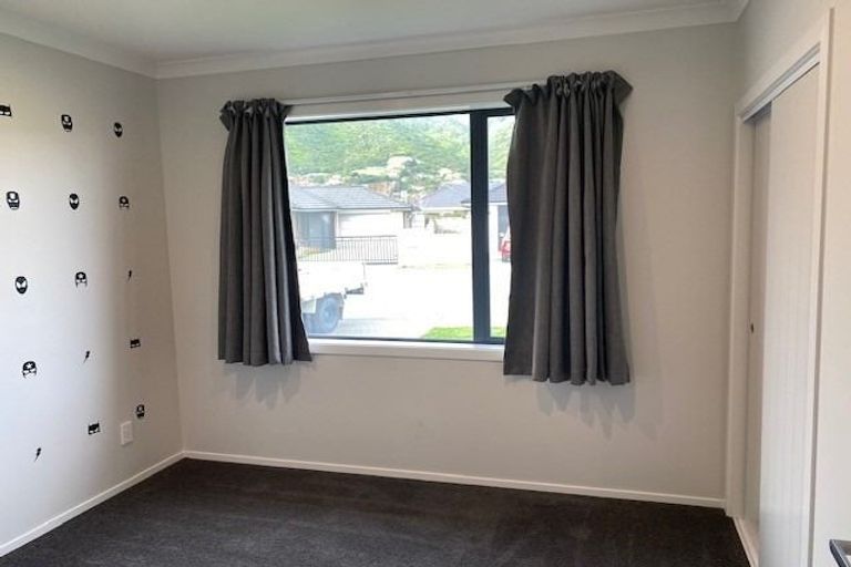 Photo of property in 1 Teiaroa Street, Waikanae, 5036