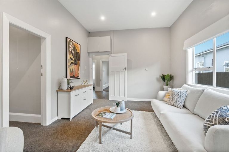 Photo of property in 51 Gresford Street, Edgeware, Christchurch, 8013