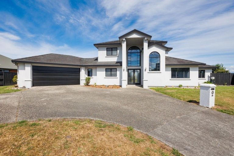 Photo of property in 69 Royal Oak Drive, Kelvin Grove, Palmerston North, 4414