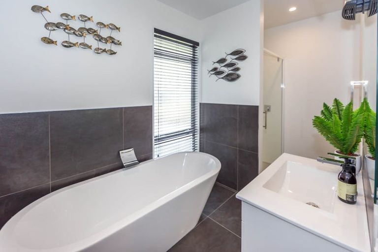 Photo of property in 108 Shepherd Avenue, West Melton, 7618