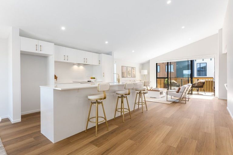 Photo of property in 6 Stockden Place, Karori, Wellington, 6012