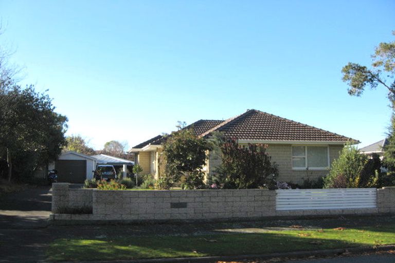 Photo of property in 8 Harling Avenue, Hillmorton, Christchurch, 8025