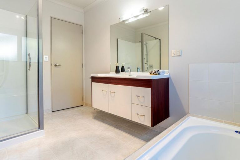 Photo of property in 100 Westmorland Rise, Bethlehem, Tauranga, 3110