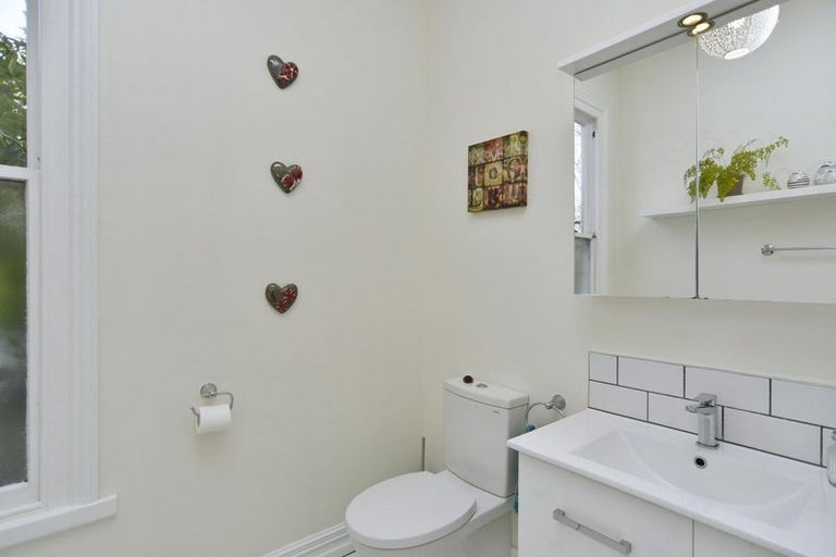 Photo of property in 11 Locarno Street, Opawa, Christchurch, 8023