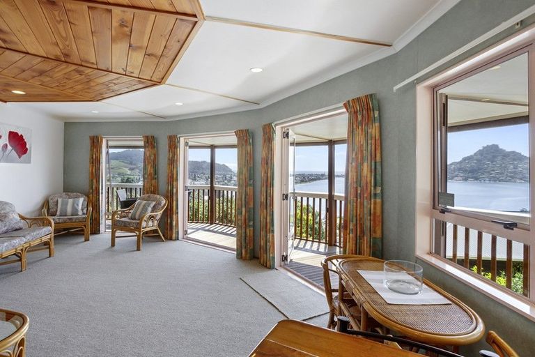 Photo of property in 12 Pine Grove, Tairua, 3508