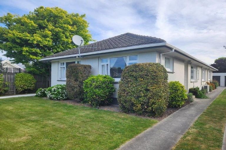 Photo of property in 71 Bretts Road, St Albans, Christchurch, 8052