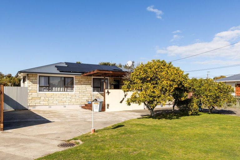 Photo of property in 530 Main North Road, Bay View, Napier, 4104