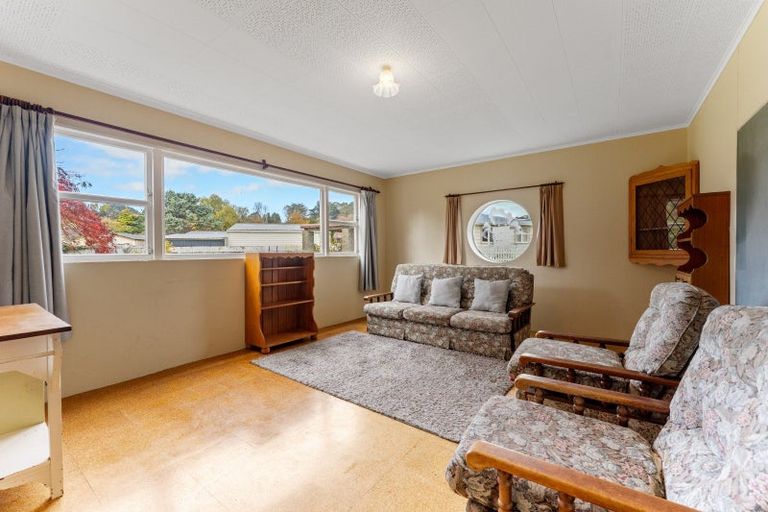 Photo of property in 43 Wakeman Street, Pahiatua, 4910