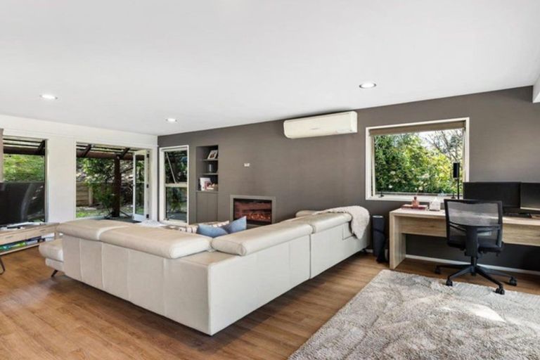 Photo of property in 1 Arawata Terrace, Fernhill, Queenstown, 9300