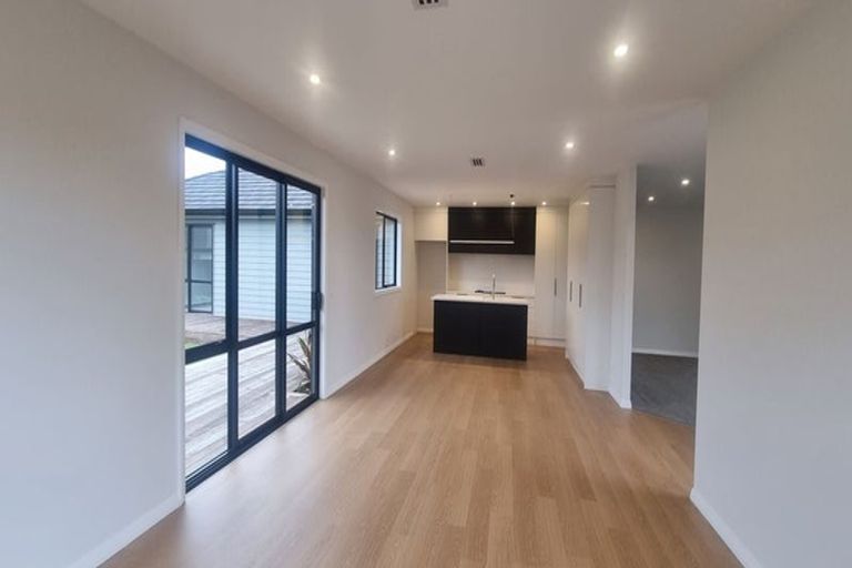 Photo of property in 110 Monument Road, Clevedon, 2582