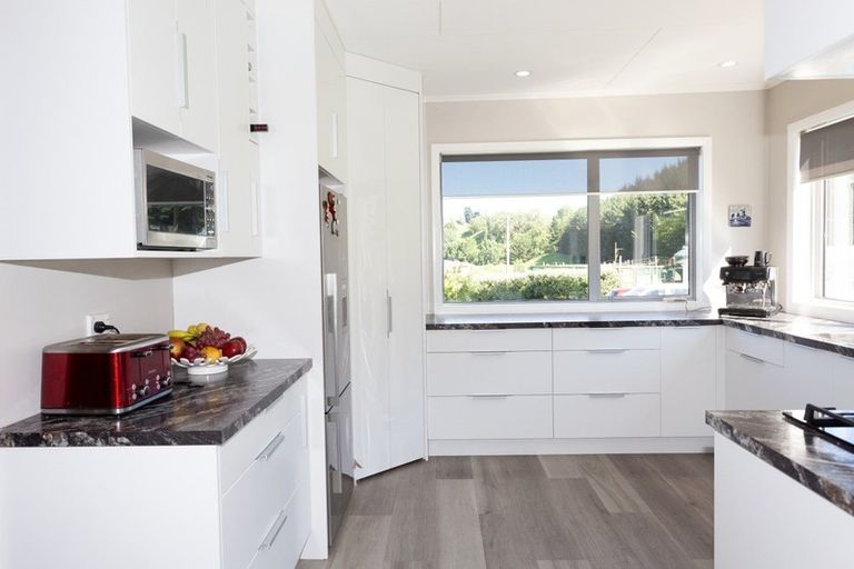 Photo of property in 250 Brunswick Road, Brunswick, Whanganui, 4571