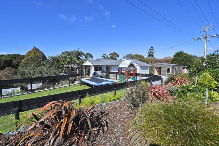 Photo of property in 57 Hauraki Road, Leigh, Warkworth, 0985