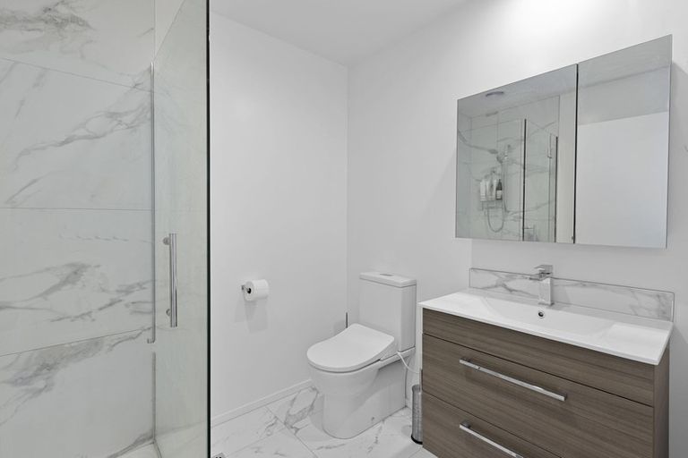 Photo of property in 11/12 Freyberg Avenue, Riccarton, Christchurch, 8011