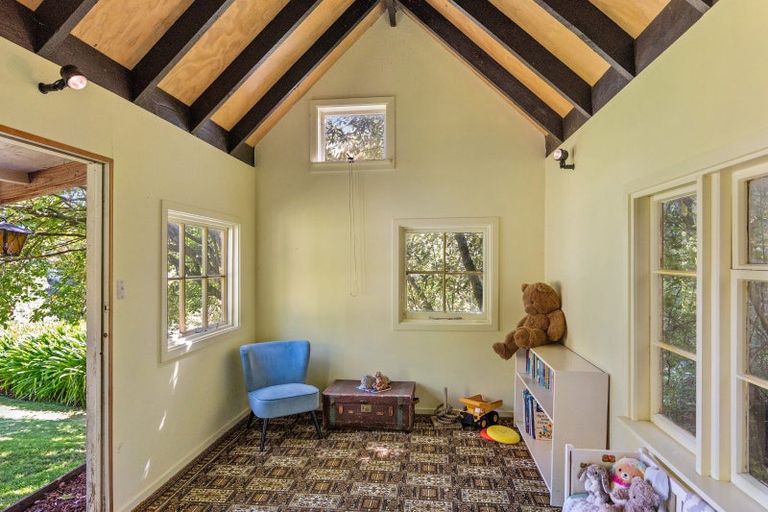 Photo of property in 831 Cashmere Road, Halswell, Christchurch, 8025