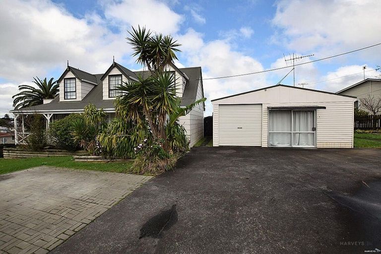 Photo of property in 36 Forest Hill Road, Henderson, Auckland, 0612