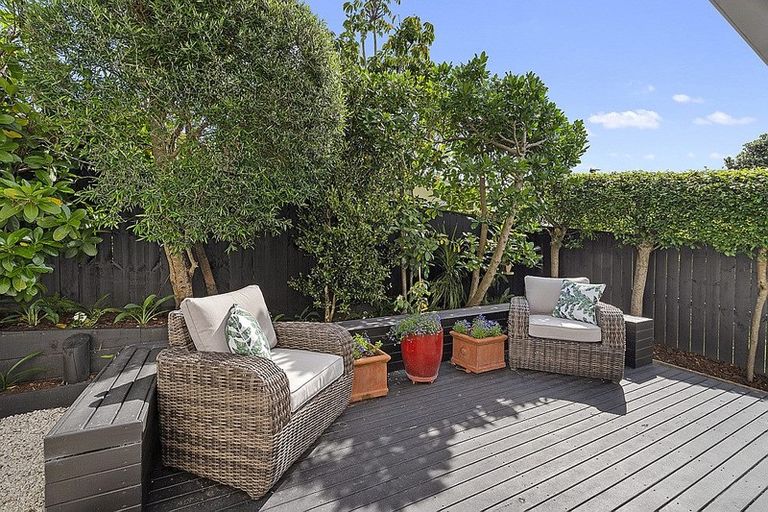 Photo of property in 89a Kowhai Road, Mairangi Bay, Auckland, 0630