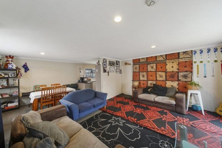 Photo of property in 43a Porchester Road, Papakura, 2110