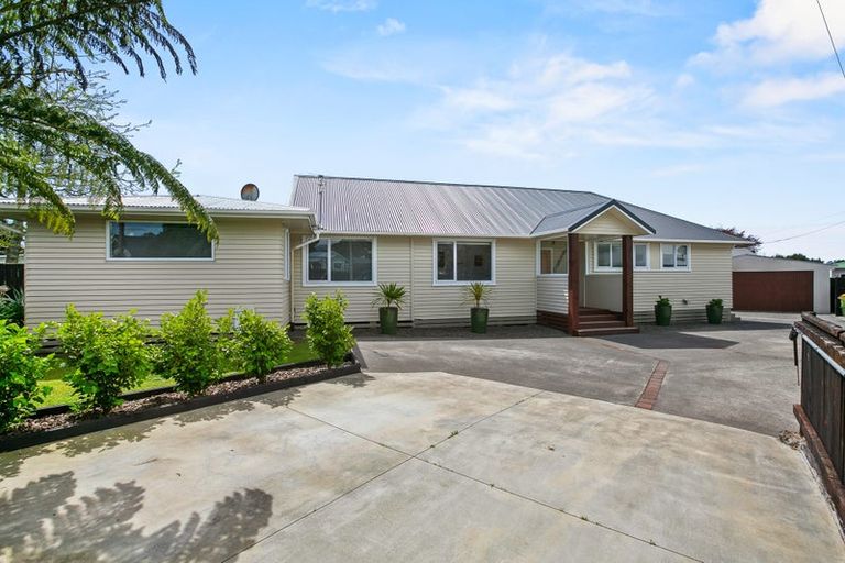 Photo of property in 53 Govett Avenue, Frankleigh Park, New Plymouth, 4310