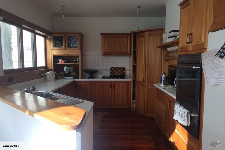 Photo of property in 130 Calliope Road, Stanley Point, Auckland, 0624