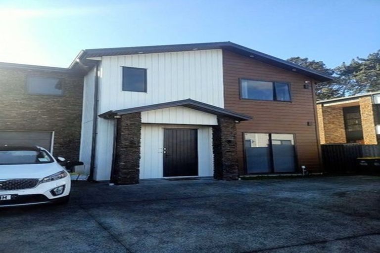 Photo of property in 11 Wyon Way, Flat Bush, Auckland, 2016