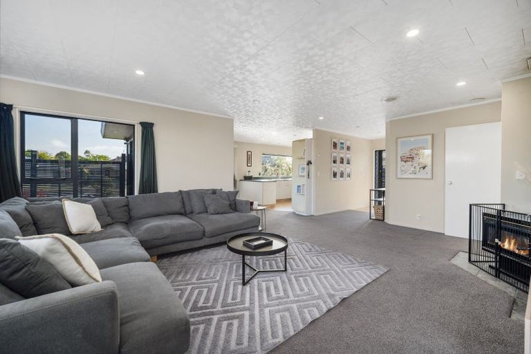 Photo of property in 54 Balmoral Drive, Hilltop, Taupo, 3330