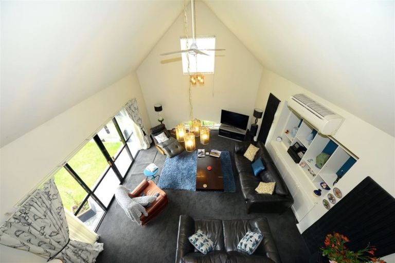 Photo of property in 2/44 Peer Street, Upper Riccarton, Christchurch, 8041