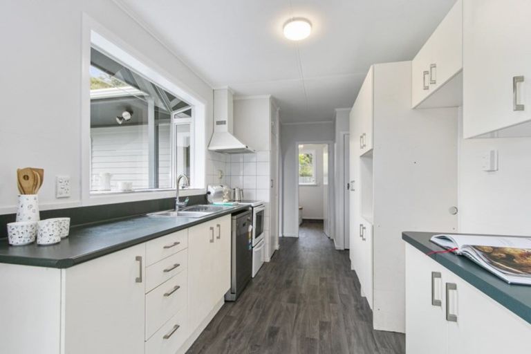 Photo of property in 79 Parkway, Wainuiomata, Lower Hutt, 5014