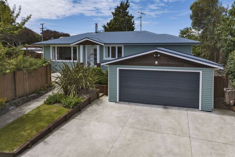 Photo of property in 25 Johnsview Terrace, Hillcrest, Hamilton, 3216