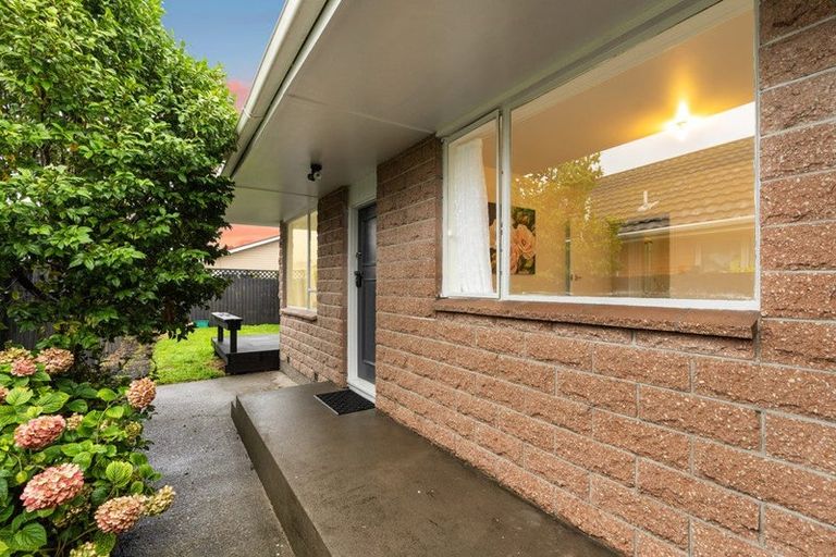 Photo of property in 4/25 Edgeware Road, St Albans, Christchurch, 8014