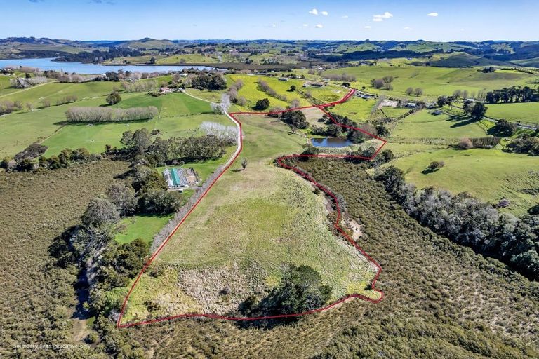 Photo of property in 111 Petley Road, Paparoa, 0571