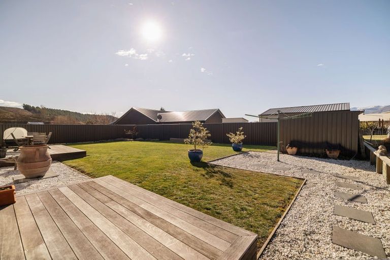 Photo of property in 11 Alice Burn Drive, Luggate, Cromwell, 9383