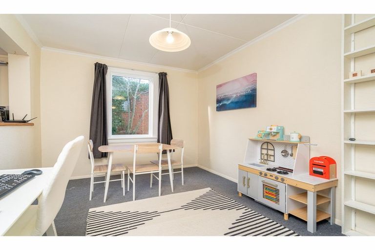 Photo of property in 51 Manapouri Street, Ravensbourne, Dunedin, 9022