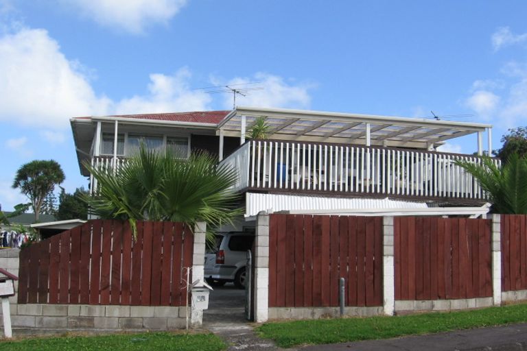 Photo of property in 36 Meilland Place, Glen Eden, Auckland, 0602
