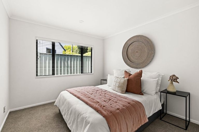 Photo of property in 17 Washington Place, Havelock North, 4130