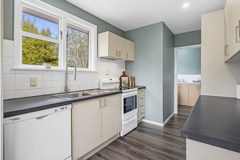 Photo of property in 19 Flay Crescent, Burnside, Christchurch, 8053