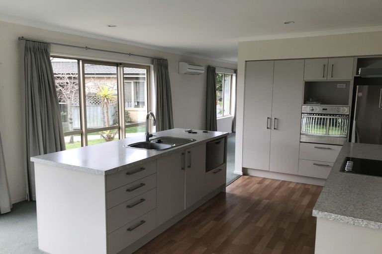 Photo of property in Sanctuary Villas, 15/294 Mairehau Road, Burwood, Christchurch, 8083