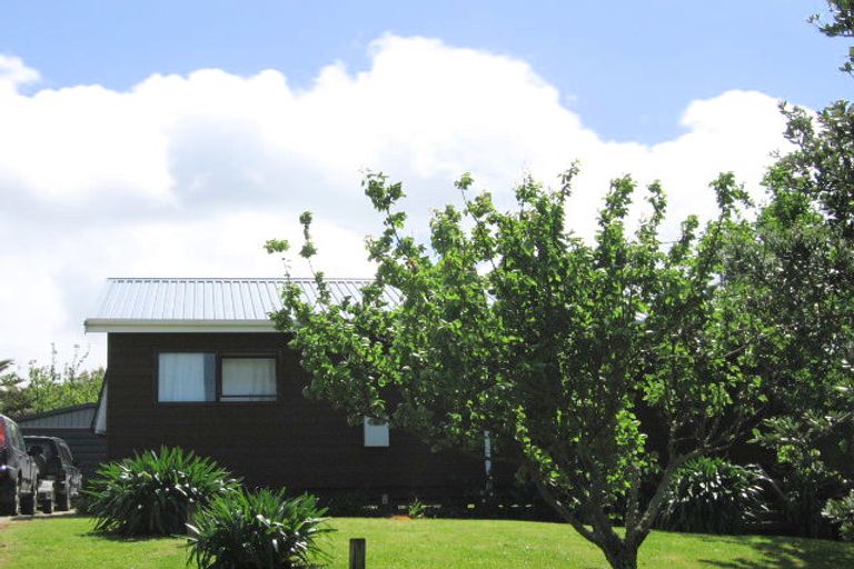 Photo of property in 10 Douglas Street, Okitu, Gisborne, 4010