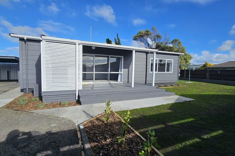 Photo of property in 2/18 Trimble Place, Bell Block, New Plymouth, 4312