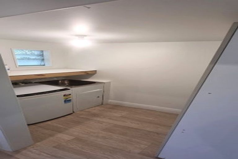 Photo of property in 103 Strickland Street, Sydenham, Christchurch, 8023