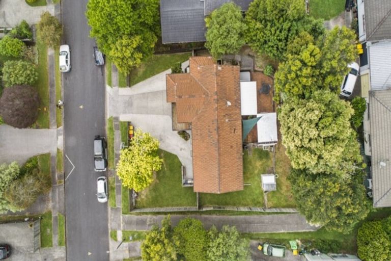 Photo of property in 20 Sandiacre Way, Browns Bay, Auckland, 0630