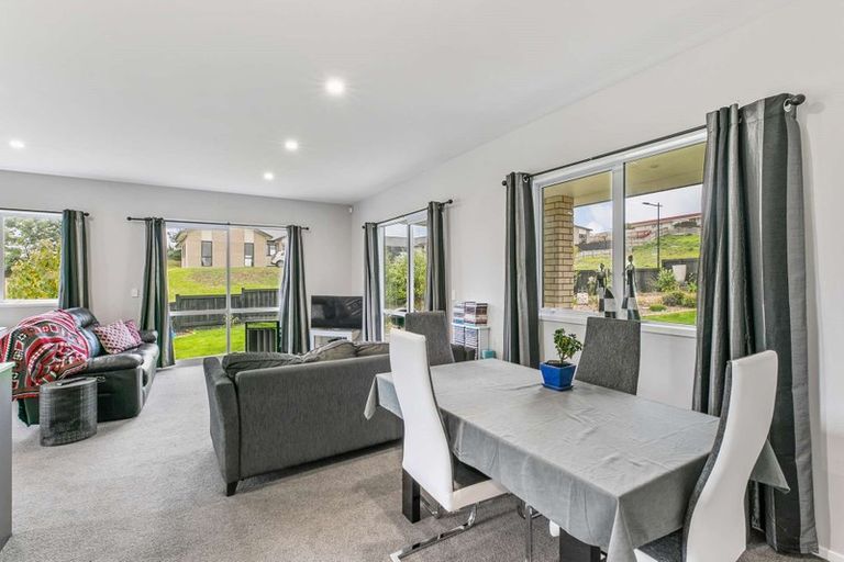 Photo of property in 14 Matau Close, Te Kauwhata, 3710
