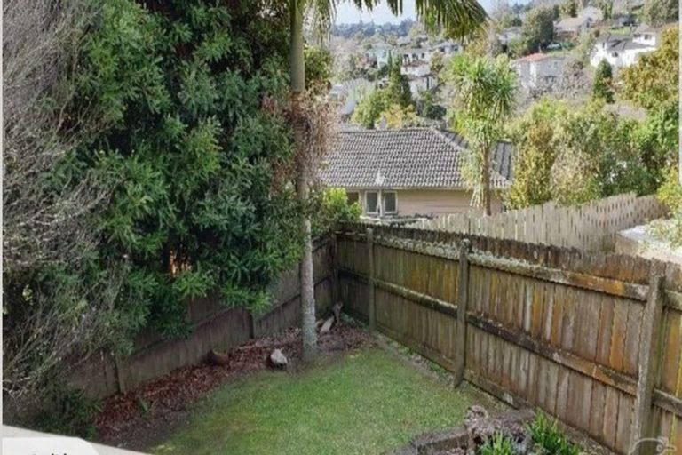 Photo of property in 24 Tamahere Drive, Glenfield, Auckland, 0629