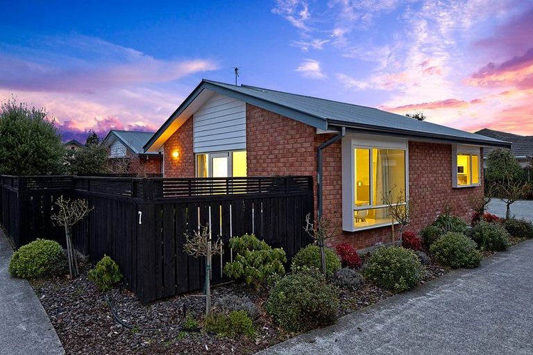 Photo of property in 7/26 Meadow Street, Papanui, Christchurch, 8052