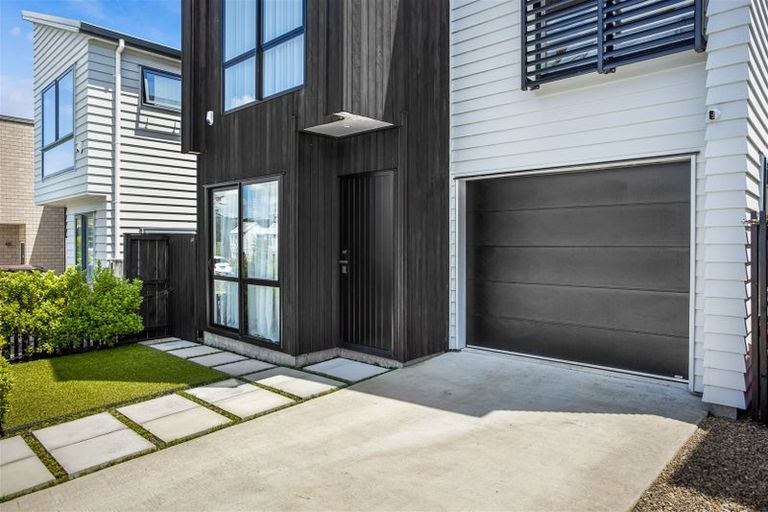 Photo of property in 81 Matakohe Road, Westgate, Auckland, 0814